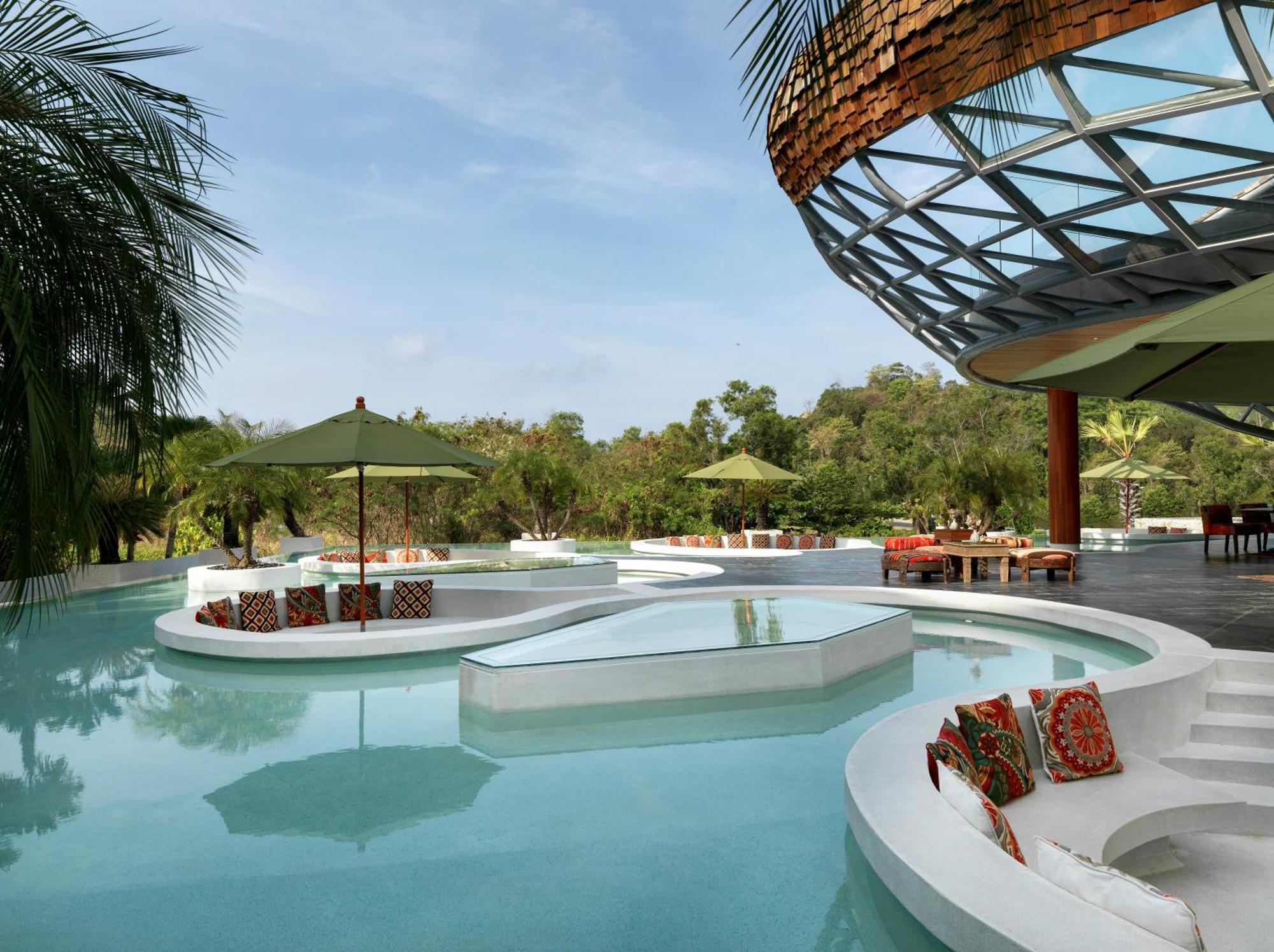 Wyndham Grand Nai Harn Beach Phuket Extérieur photo