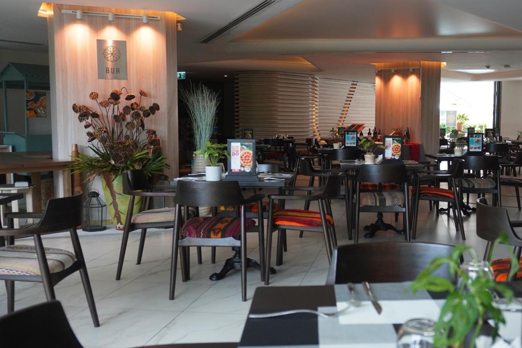 Wyndham Grand Nai Harn Beach Phuket Extérieur photo